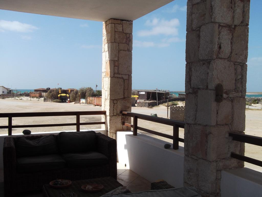 Apartment Ocean Front Praia Estoril ซาลเรย์ ภายนอก รูปภาพ