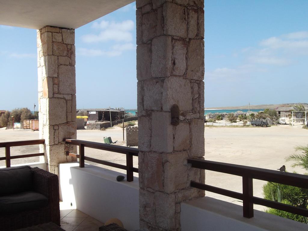 Apartment Ocean Front Praia Estoril ซาลเรย์ ภายนอก รูปภาพ