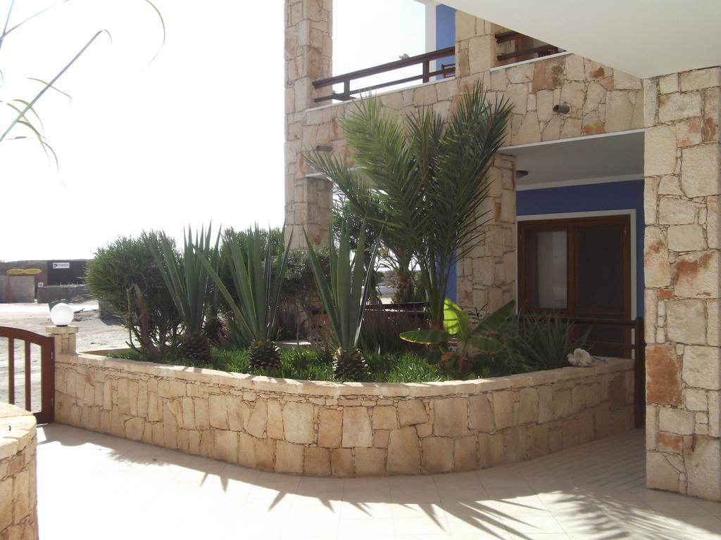 Apartment Ocean Front Praia Estoril ซาลเรย์ ภายนอก รูปภาพ