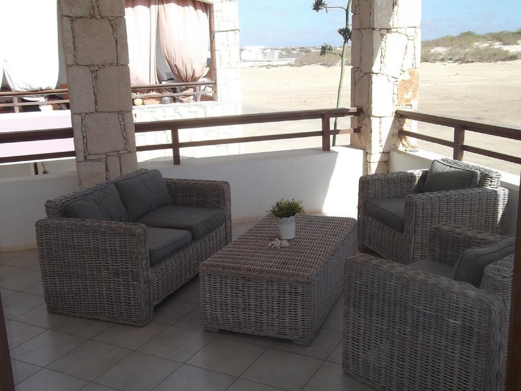 Apartment Ocean Front Praia Estoril ซาลเรย์ ภายนอก รูปภาพ