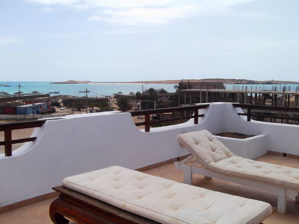 Apartment Ocean Front Praia Estoril ซาลเรย์ ภายนอก รูปภาพ