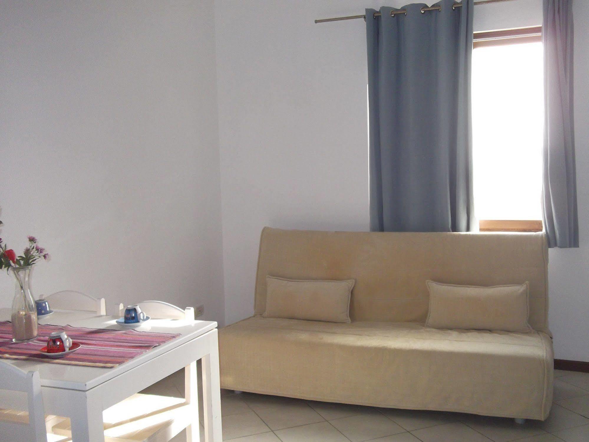 Apartment Ocean Front Praia Estoril ซาลเรย์ ภายนอก รูปภาพ